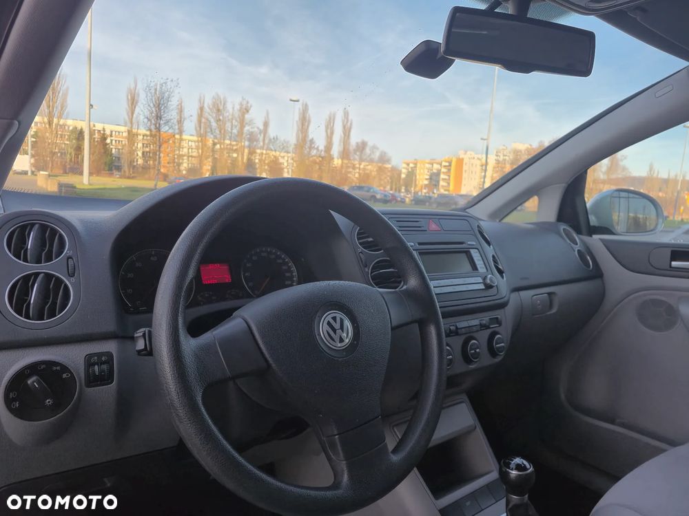 Volkswagen Golf Plus - 16
