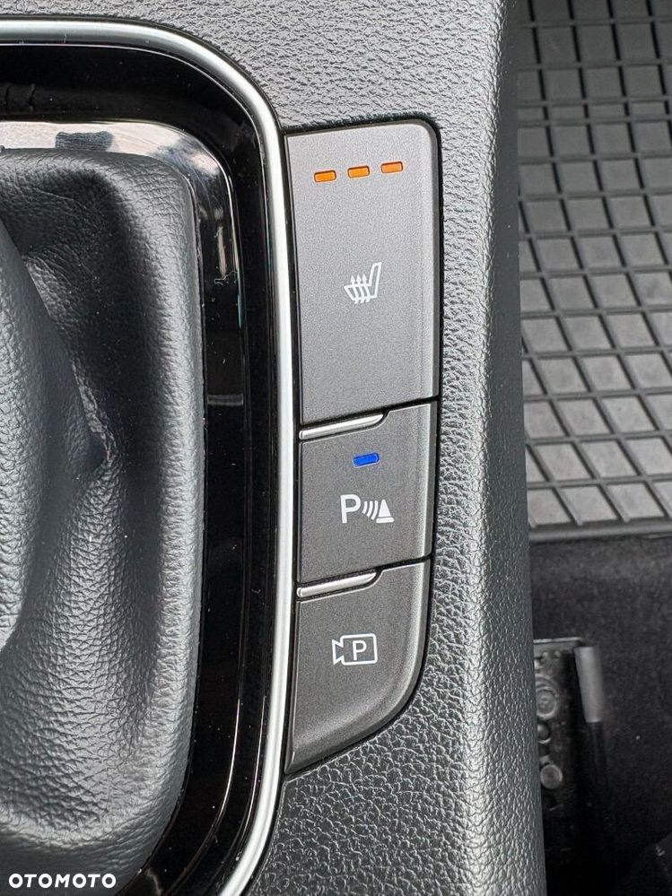 Hyundai i30 1.5 T-GDI 48V Executive DCT - 40