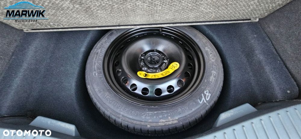 Ford Grand C-MAX - 27