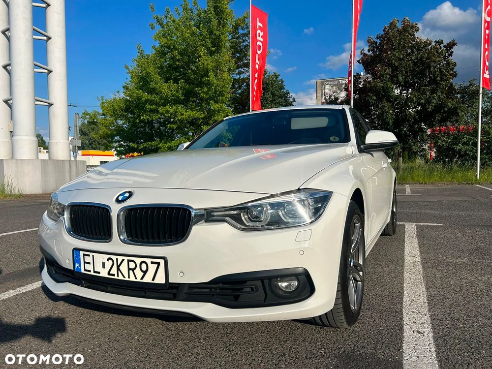 BMW Seria 3 320i GPF - 2