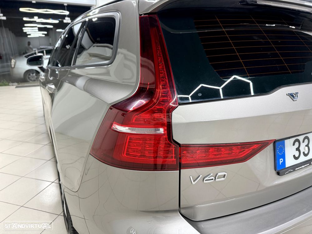 Volvo V60 2.0 D3 Momentum Core Geartronic - 9