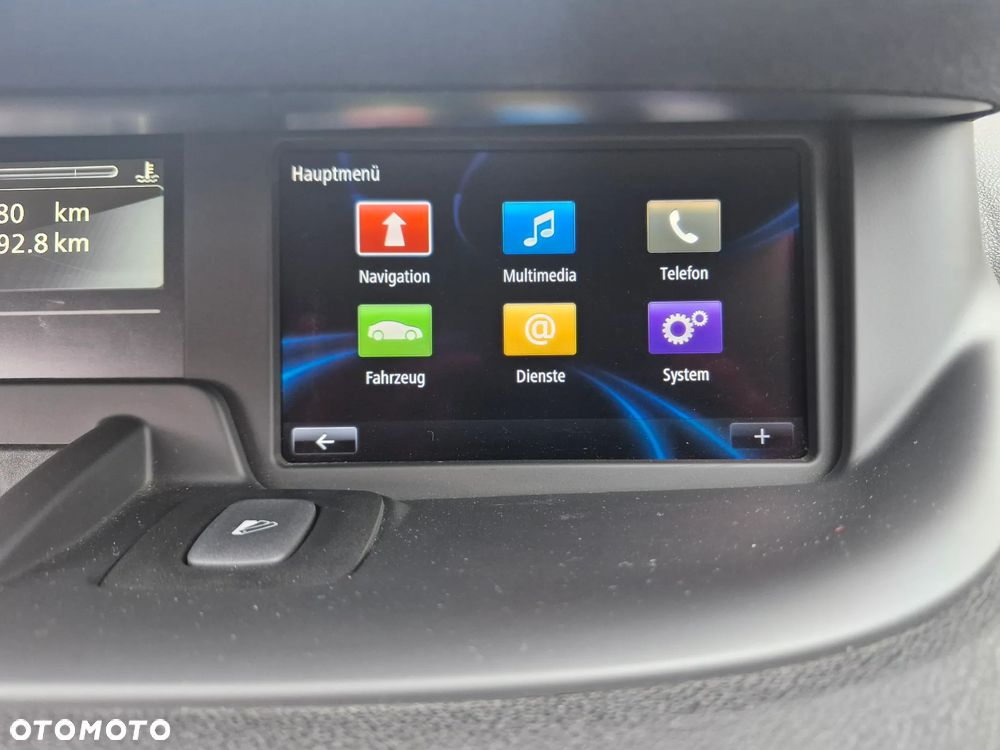 Renault Grand Scenic - 27