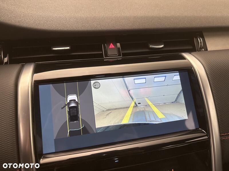 Land Rover Discovery Sport 2.0 P200 mHEV R-Dynamic S - 16