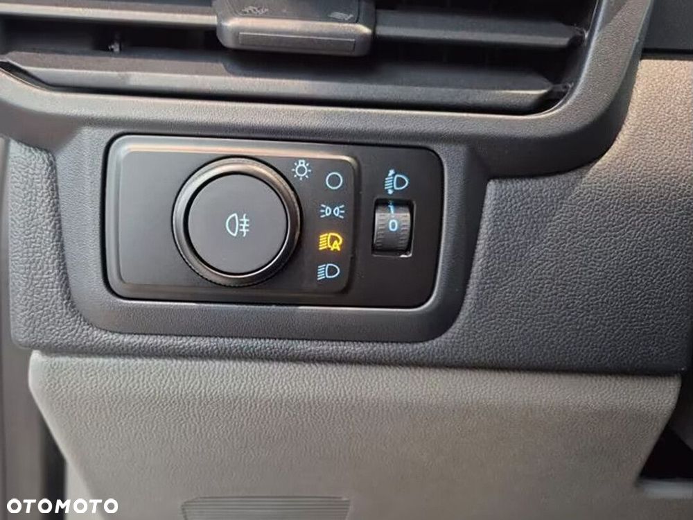 Ford Transit Custom Van Limited 2.0 EcoBlue 170KM A8 FWD 320 L2 - 6