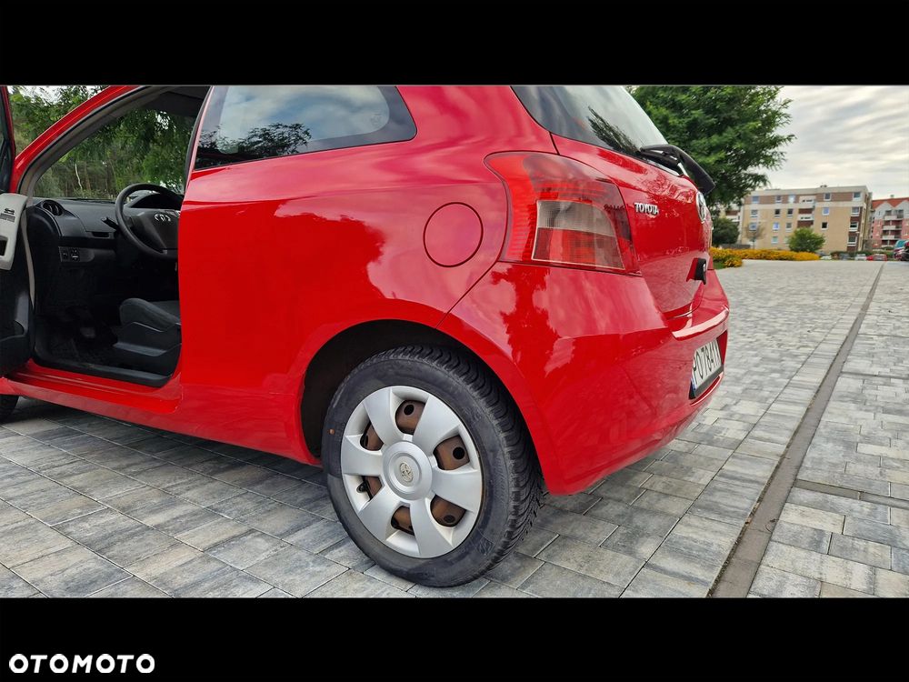 Toyota Yaris 1.3 Luna - 11
