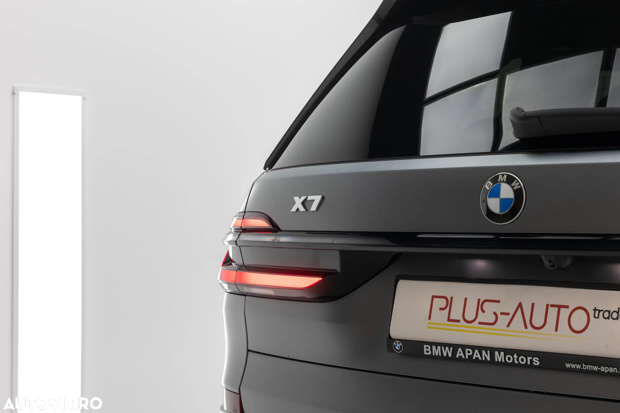BMW X7 M60i xDrive AT MHEV - 24