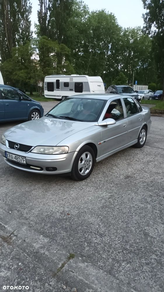Opel Vectra - 9