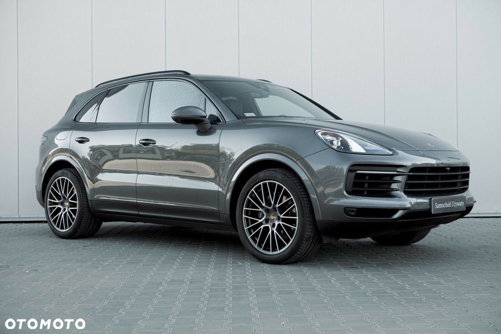 Porsche Cayenne - 4