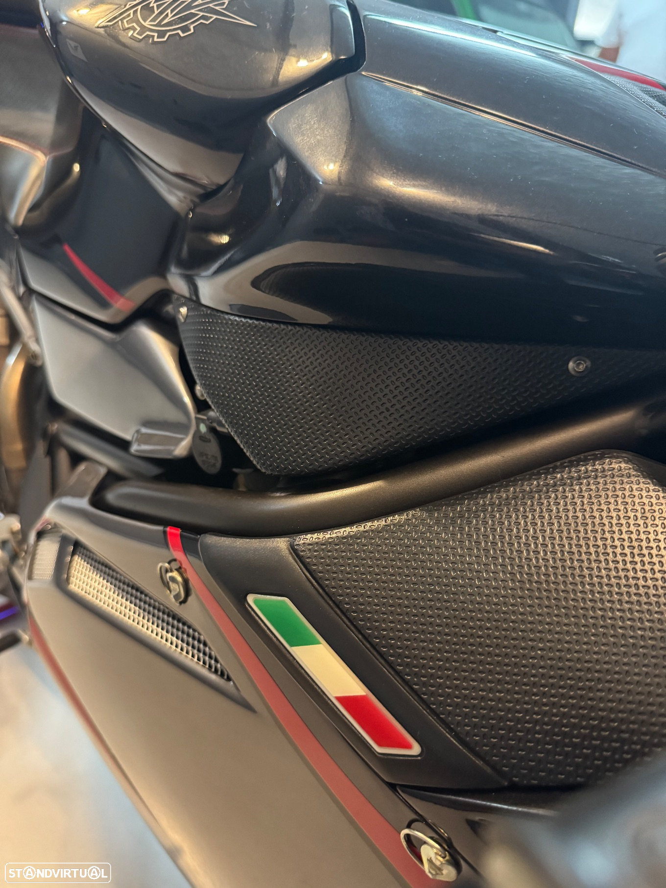 MV Agusta F4 F4 1000 RR - 31