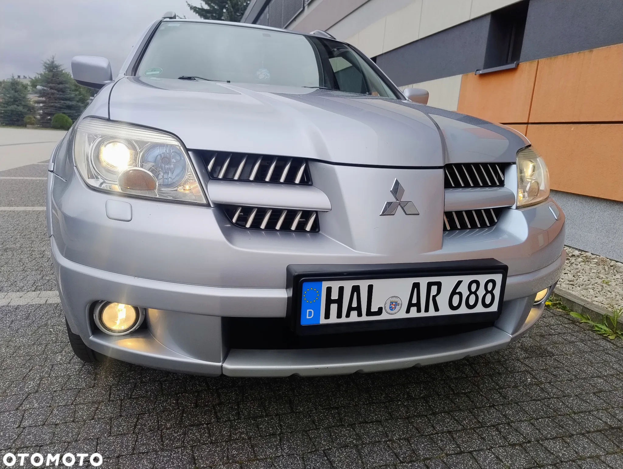 Mitsubishi Outlander 2.4 Automatik Dakar - 27