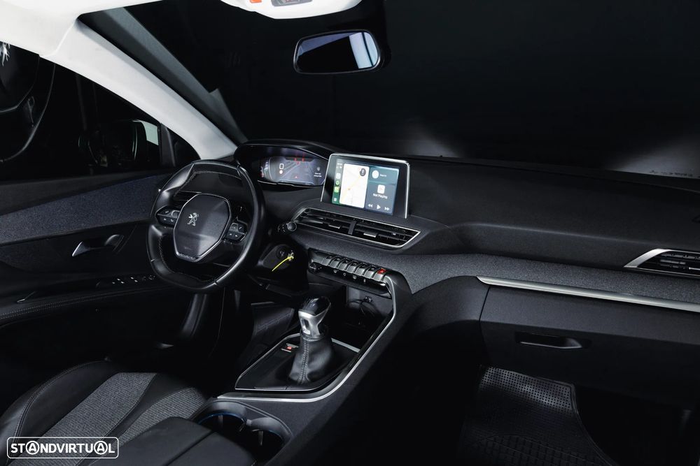 Peugeot 3008 1.2 PureTech Allure J18 - 12