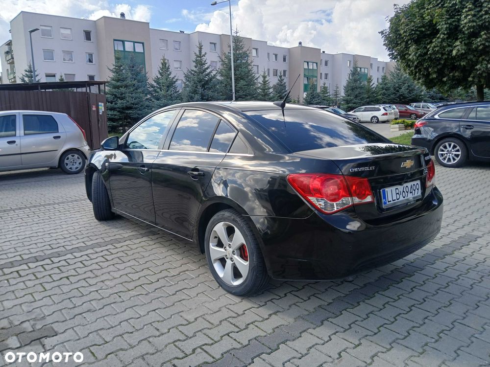 Chevrolet Cruze - 4