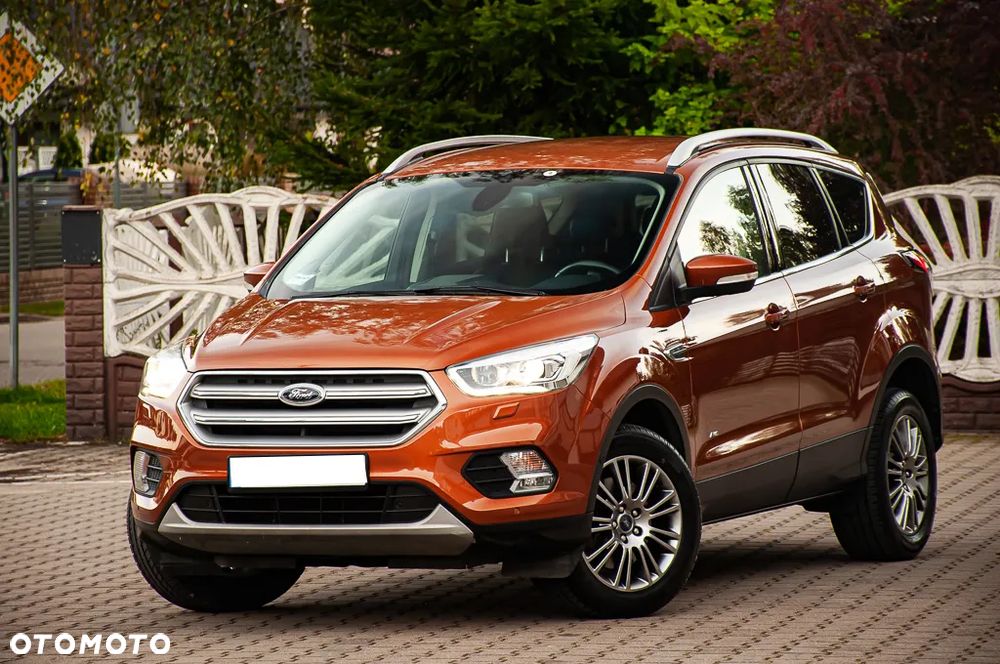 Ford Kuga 1.5 EcoBoost AWD Titanium ASS - 1