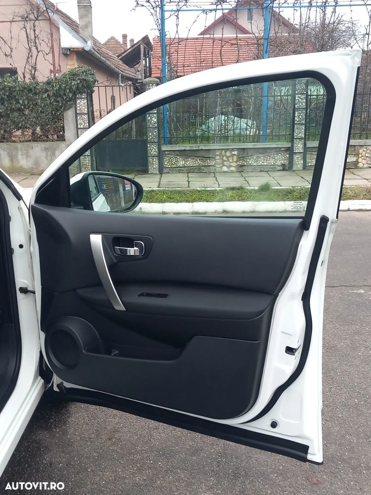 Nissan Qashqai 1.5 DCI N-Connecta - 18