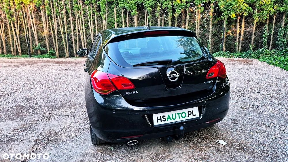 Opel Astra 1.6 Turbo Edition - 15