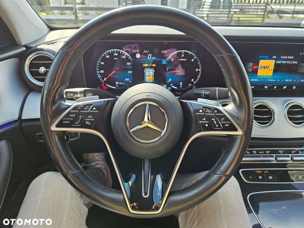 Mercedes-Benz Klasa E 220 d 9G-TRONIC Avantgarde - 11