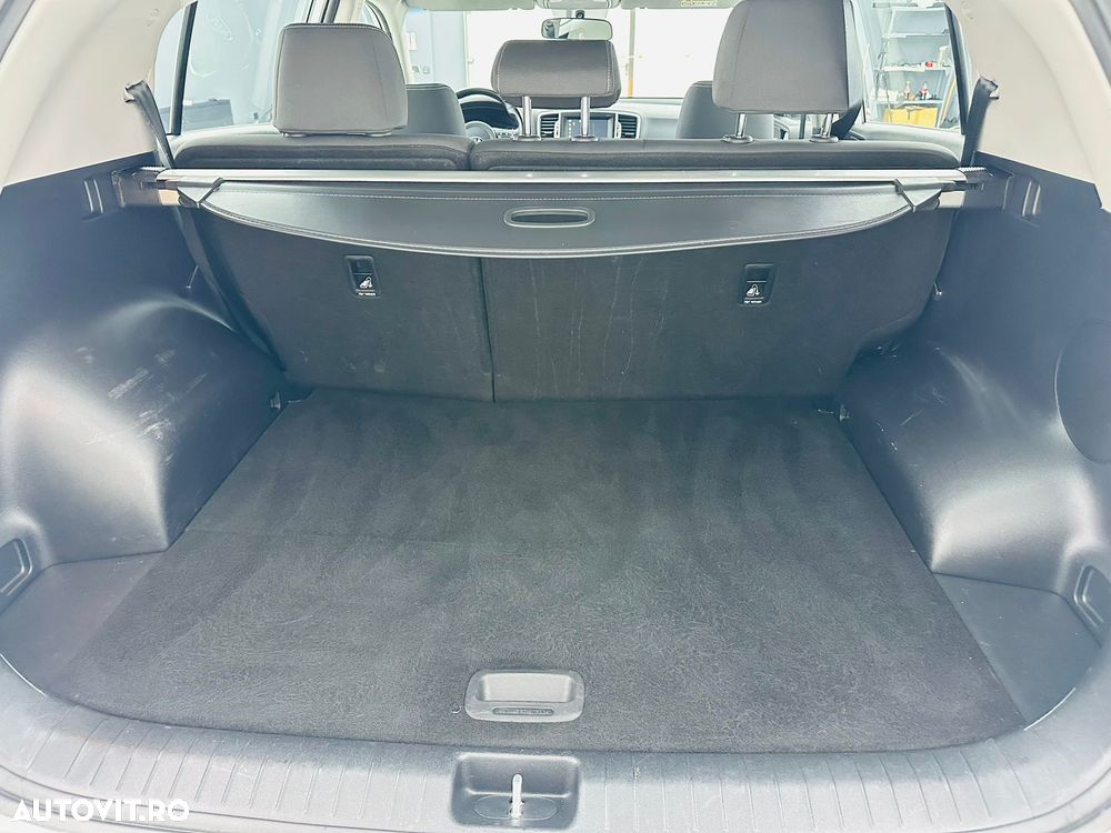 Kia Sportage 1.7 CRDI 2WD Attract - 21