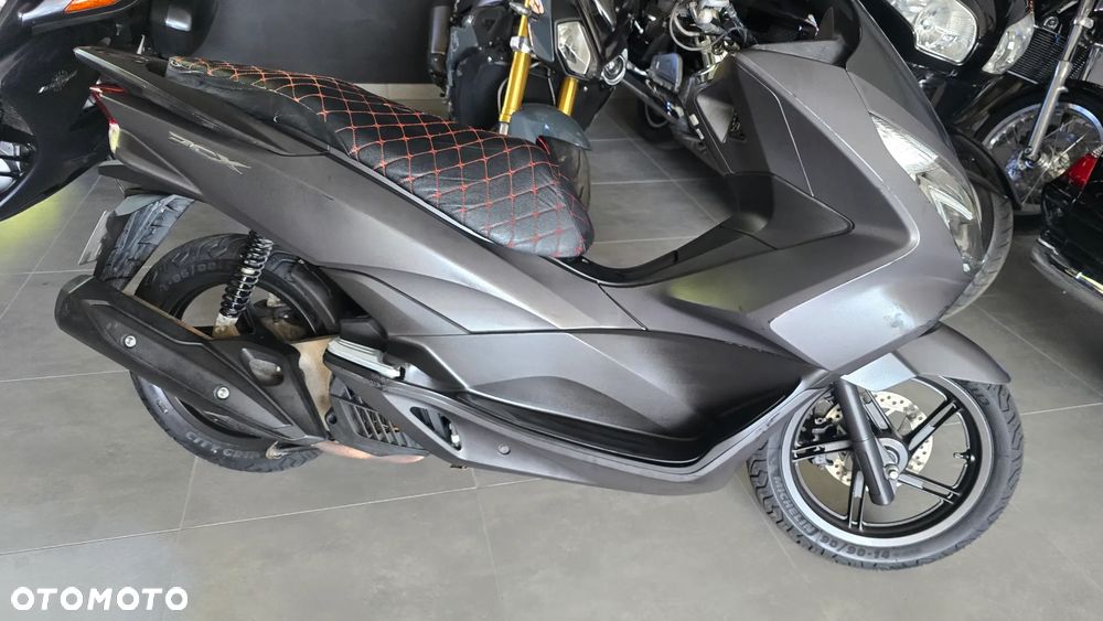 Honda PCX - 22