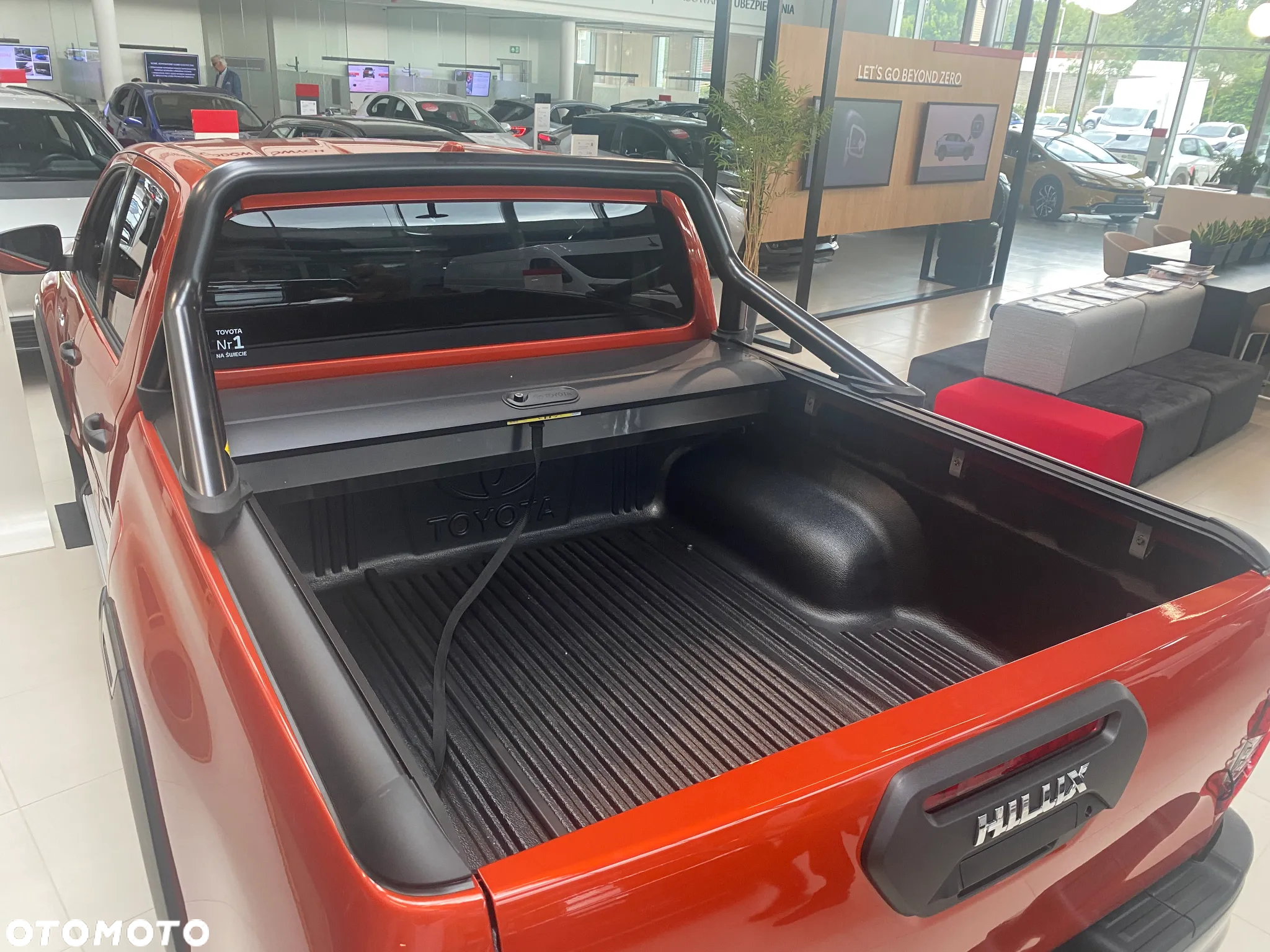 Toyota Hilux 2.8 D-4D Double Cab Invincible 4x4 - 4