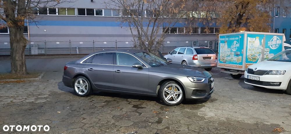 Audi A4 Limousine 35 TFSI S tronic - 13