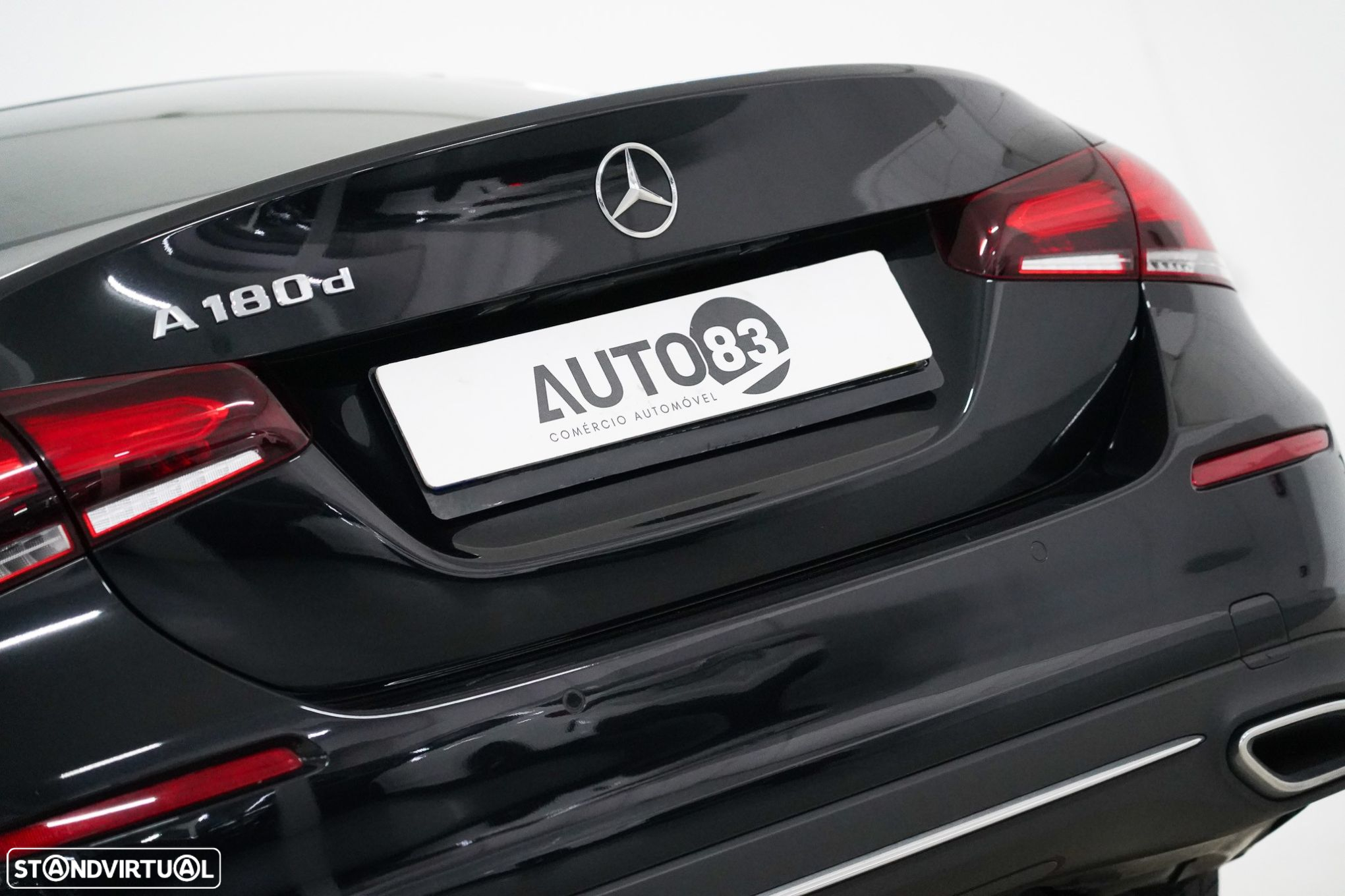 Mercedes-Benz A 180 Limousine d Progressive Aut. - 18