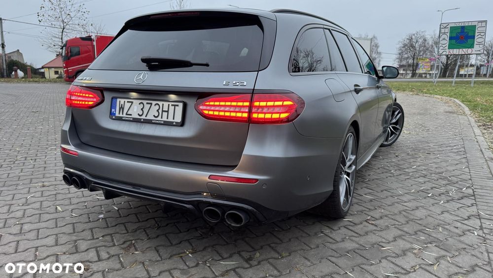 Mercedes-Benz Klasa E - 8