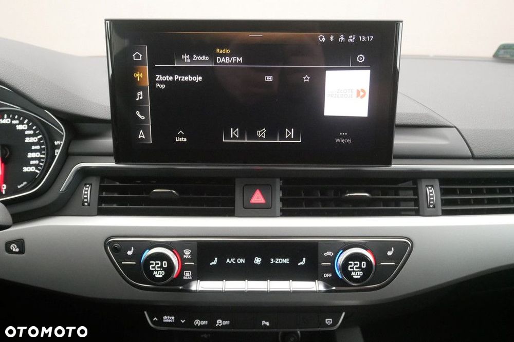 Audi A4 Limousine - 10