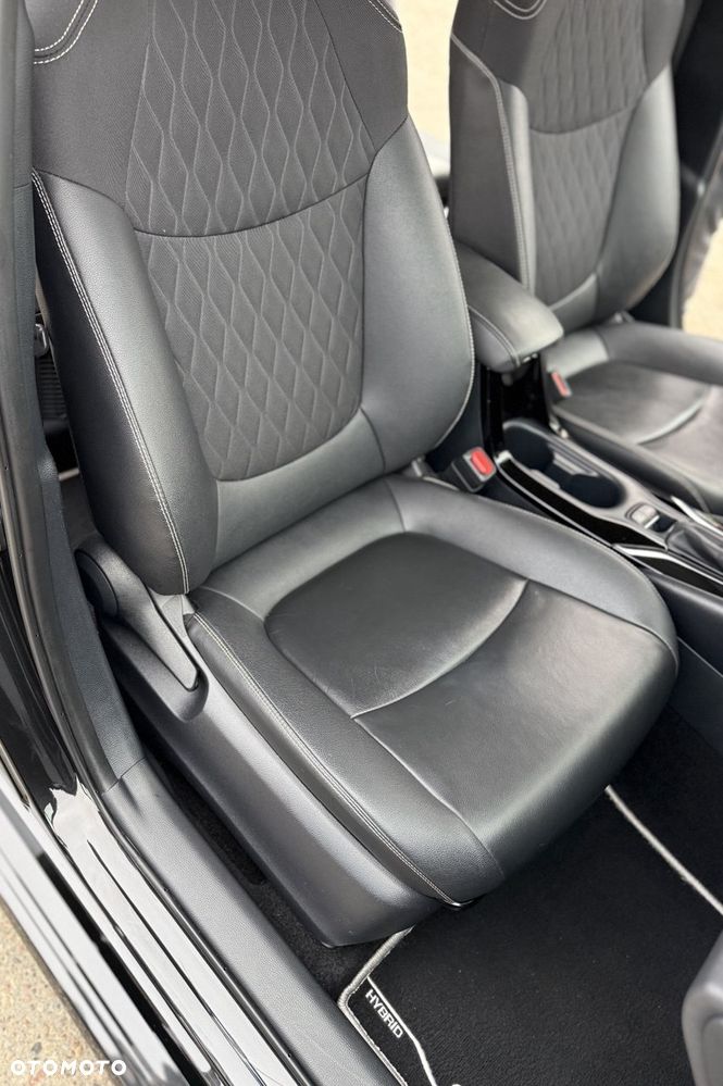 Toyota Corolla 1.8 Hybrid Executive - 25