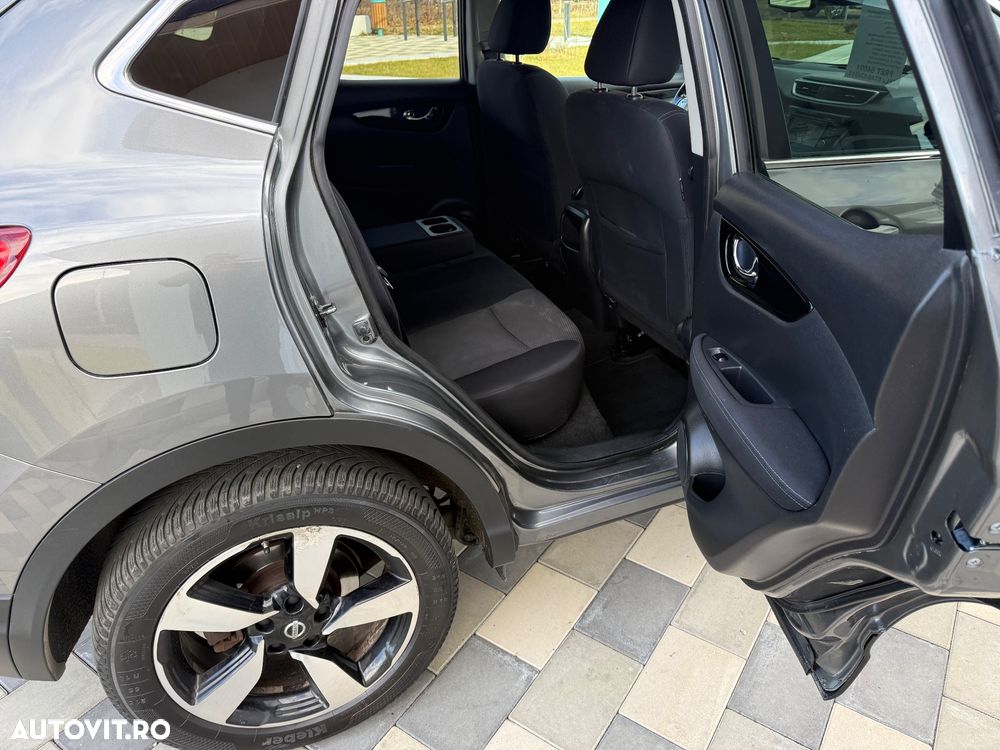 Nissan Qashqai 1.2 DIG-T TEKNA - 9