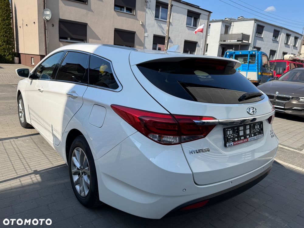 Hyundai i40 Kombi 1.7 CRDi Trend - 5