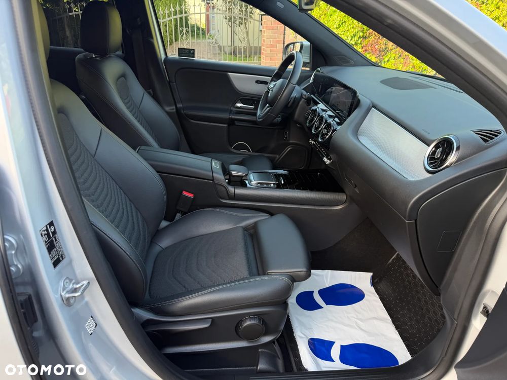 Mercedes-Benz GLA 200 Style - 14