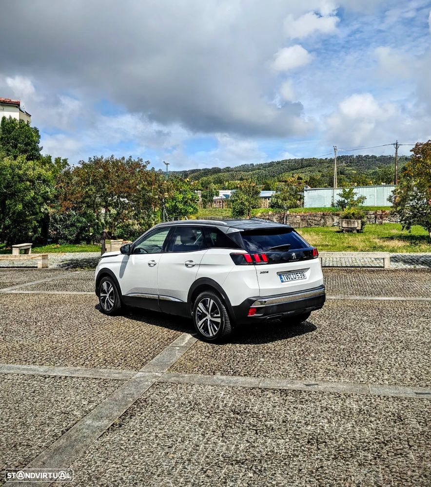 Peugeot 3008 1.5 BlueHDi GT Line Baixo Consumo EAT8 - 33