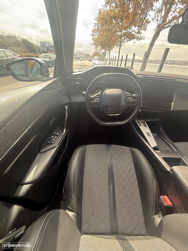 Peugeot 408 1.2 PureTech Allure Pack EAT8 - 11
