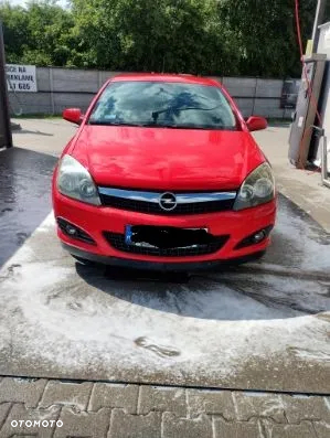 Opel Astra III GTC 1.6 Cosmo - 4