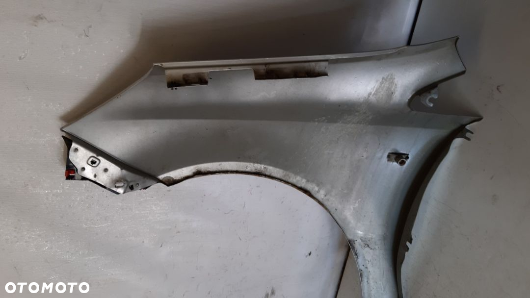 * BŁOTNIK PRZÓD PRZEDNI PRAWY OPEL CORSA D Z157 SREBRNY POSIADA LEKKIE WGNIECENIE - 5