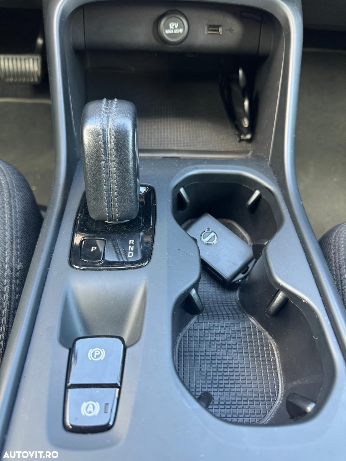 Volvo XC 40 - 9