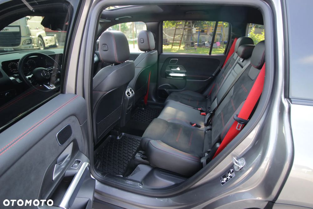 Mercedes-Benz GLB AMG 35 4-Matic - 16