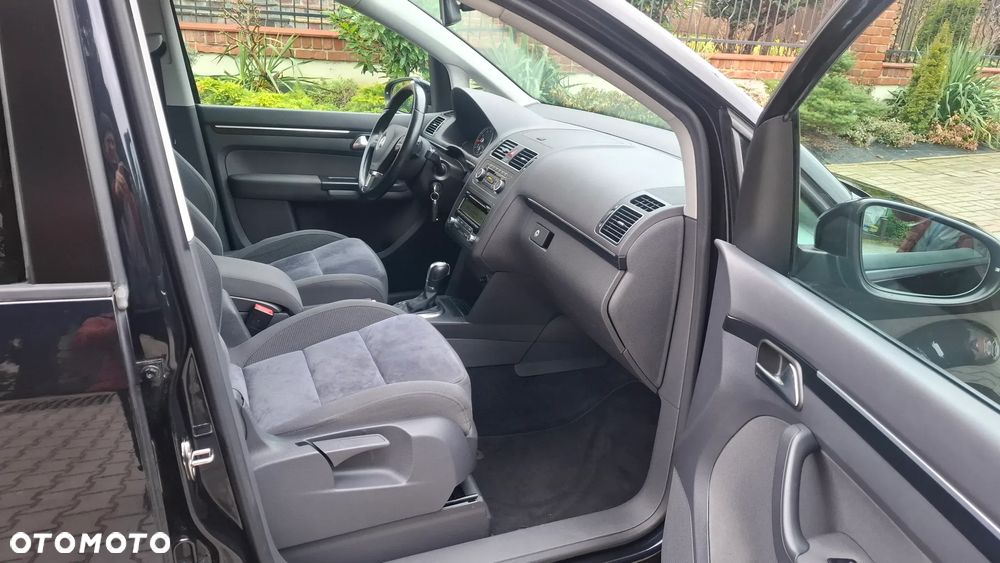 Volkswagen Touran 1.4 TSI DSG Highline - 7