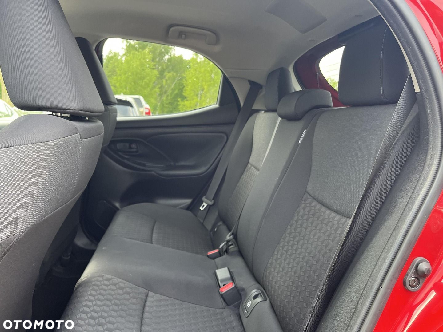Toyota Yaris Hybrid 1.5 Style - 8