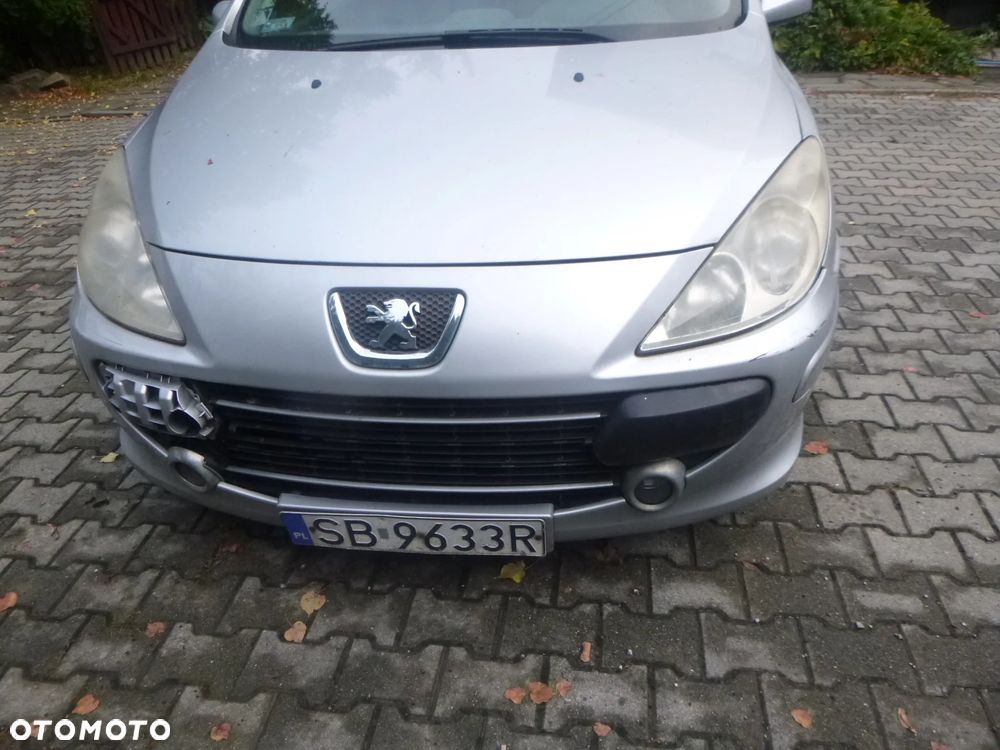 LAMPA PRZEDNIA PRAWA LEWA PEUGEOT 307 LIFT