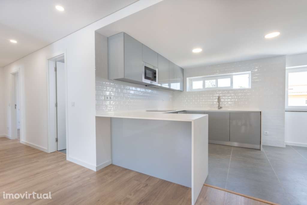 T3 Remodelado. Cozinha equipada e  Suite - Grande imagem: 2/23