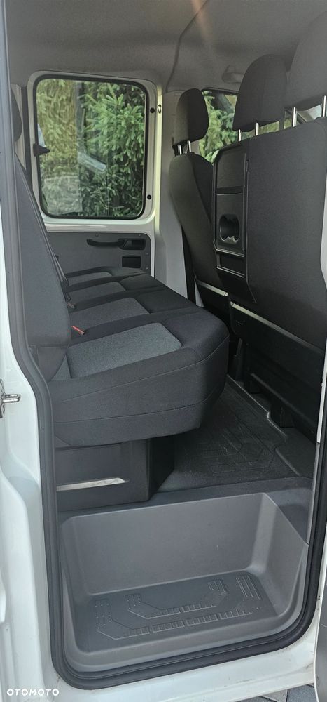 Volkswagen CRAFTER - 11