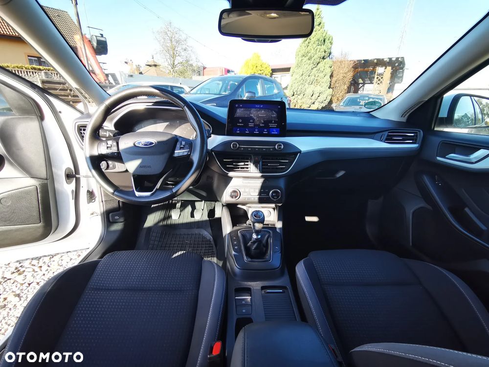 Ford Focus 1.5 EcoBlue STart-Stopp-System TITANIUM X - 9