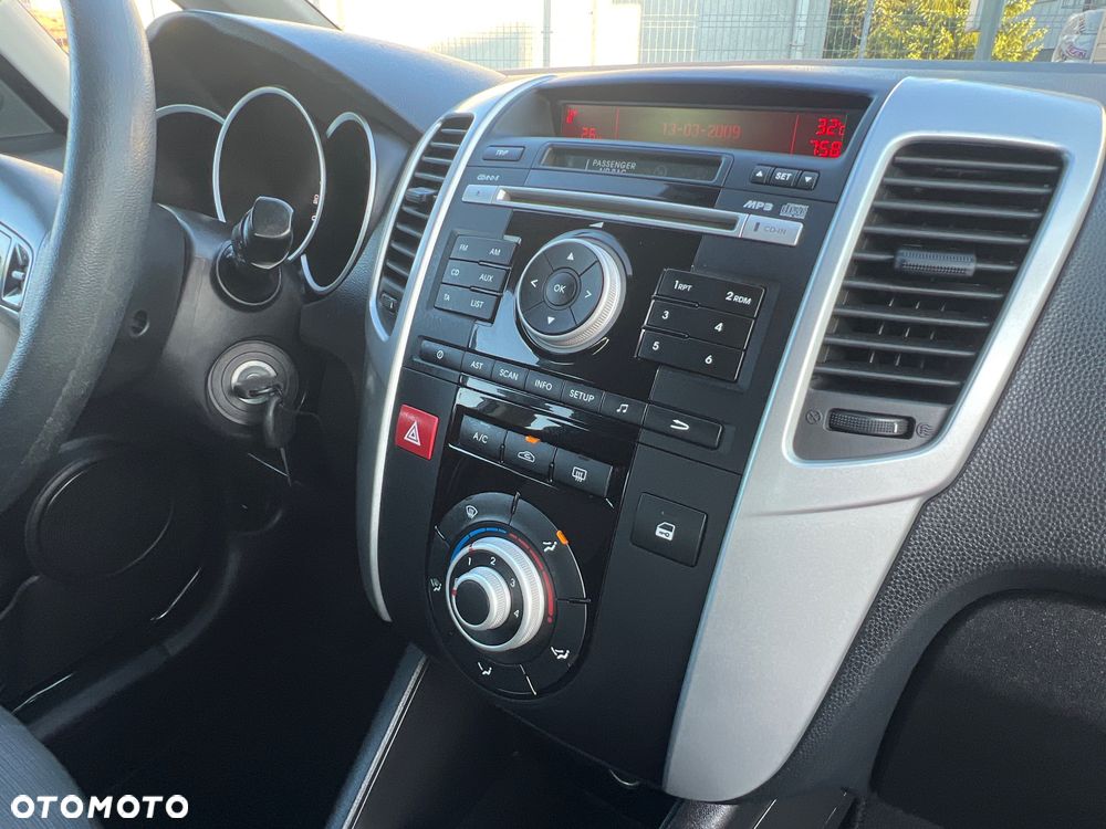 Kia Venga 1.4 CVVT Attract - 17
