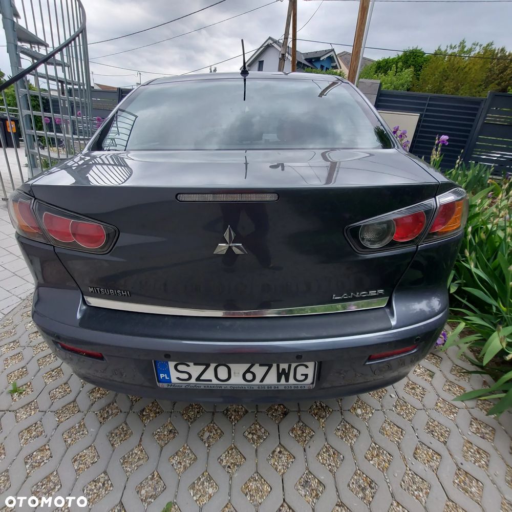 Mitsubishi Lancer 1.6 Inform - 3