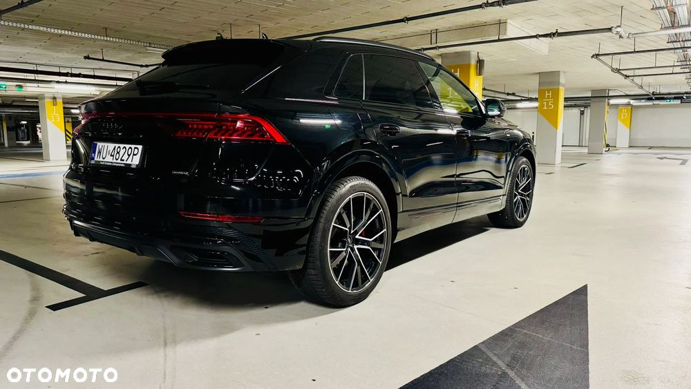 Audi Q8 - 14