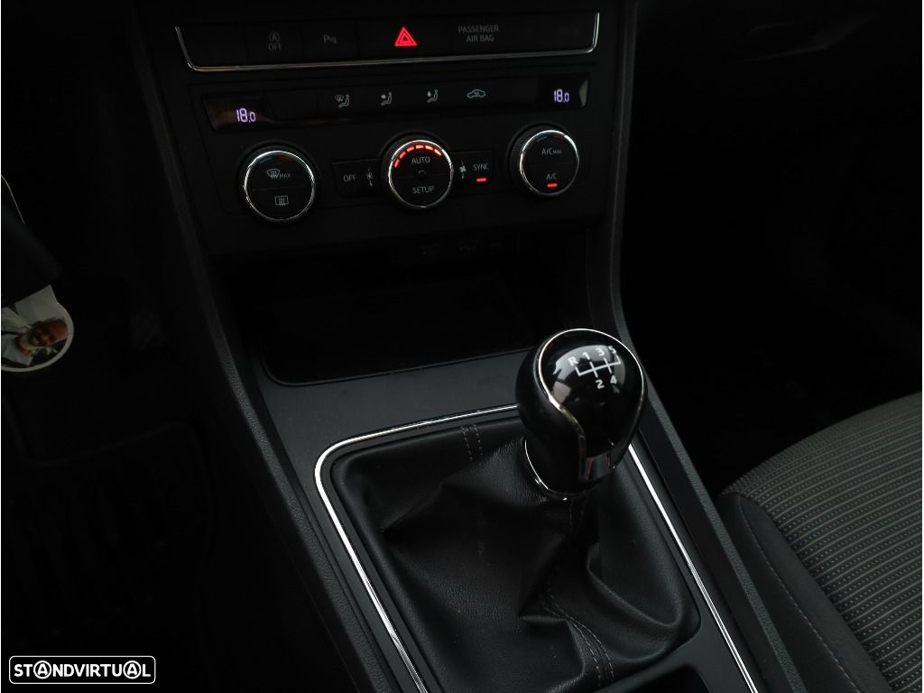 SEAT Leon ST 1.6 TDI Style S/S - 19
