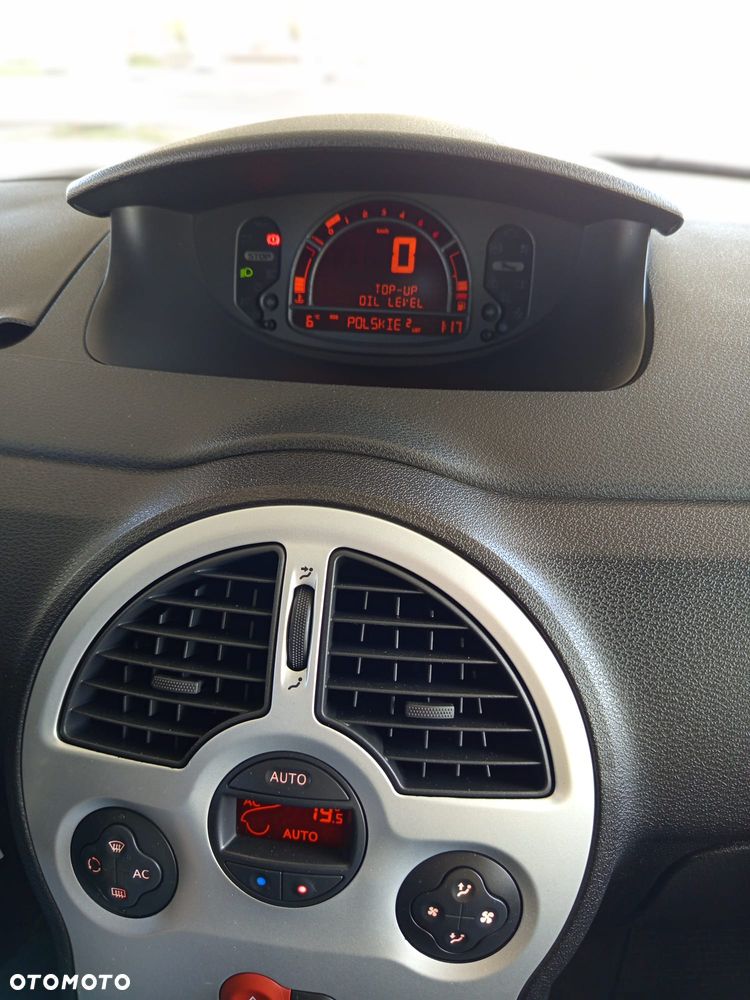 Renault Modus - 12