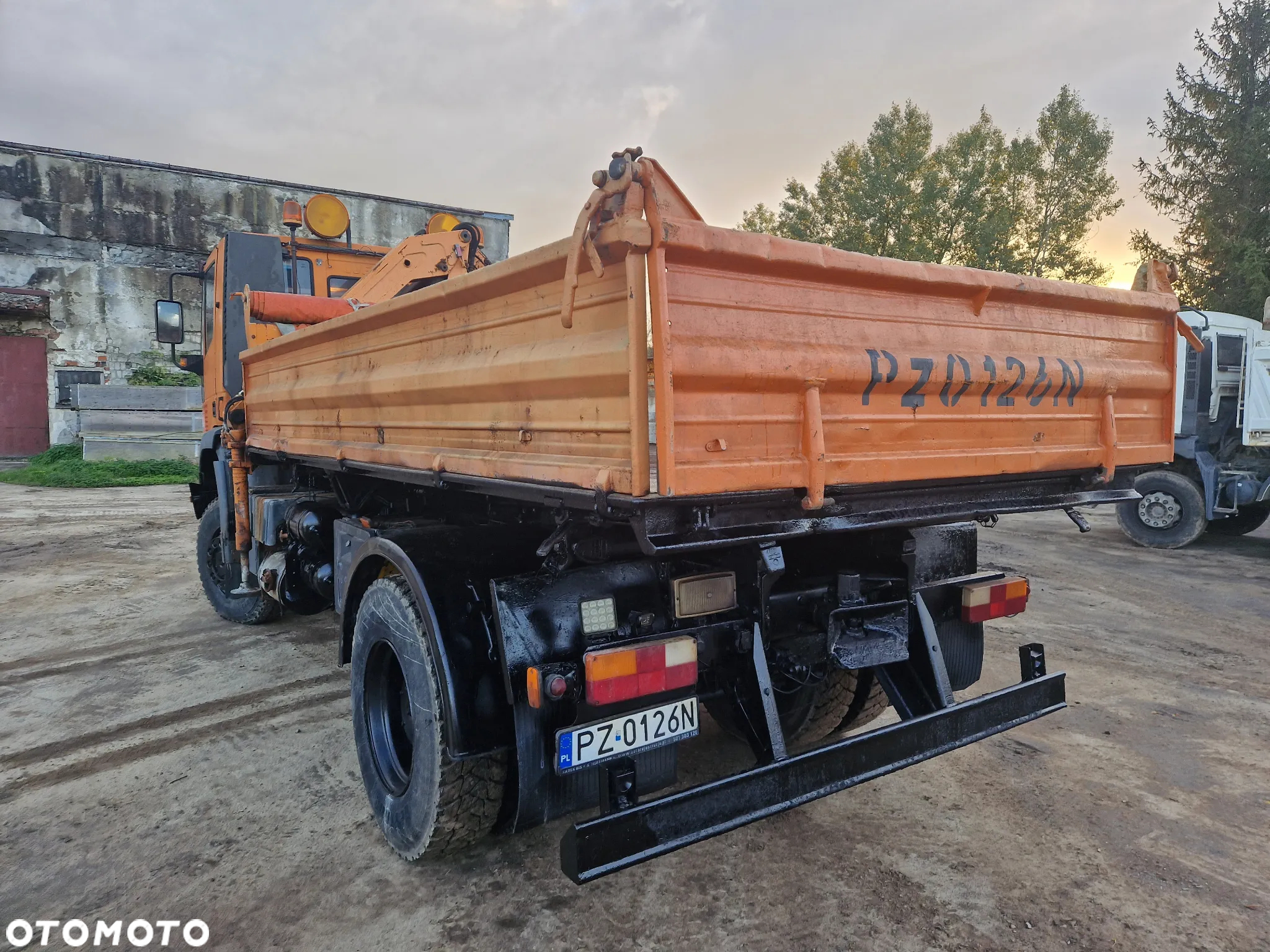 Iveco Eurotrakker - 12