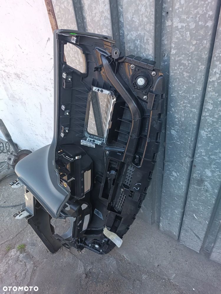 AUDI A4 B8 2010R KONSOLA DESKA ROZDZIELCZA DO REGENERACJI - 3